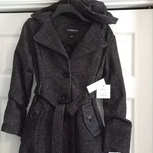 Liz Claiborne Outerwear